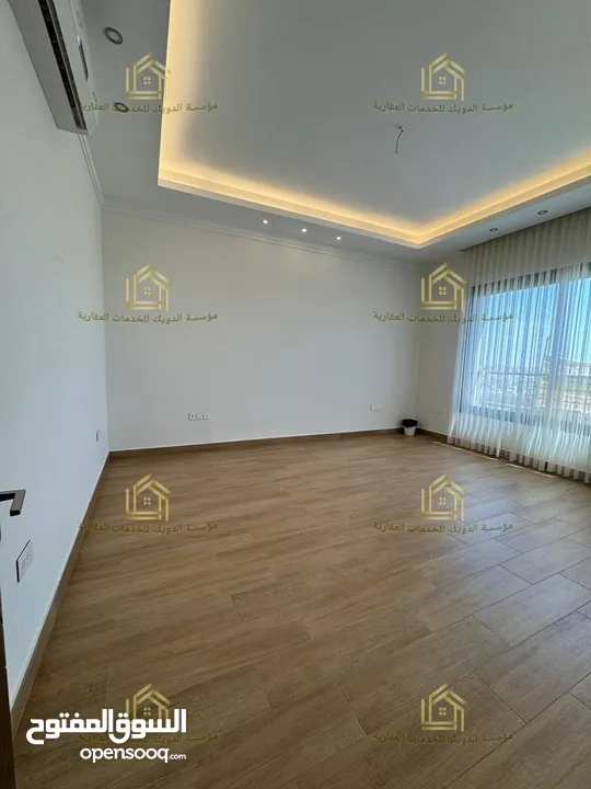 شقة طابقية - لم تسكن - ضاحية الأمير راشد - 4نوم ماستر - 450م - بإطلالــــه - قرب الخدمات العامة