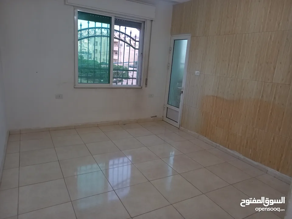 شقه للبيع بسعر مغري من المالك مباشره
