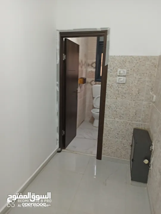 شقه للايجار في بيرزيت فيل مدخل الجامعه