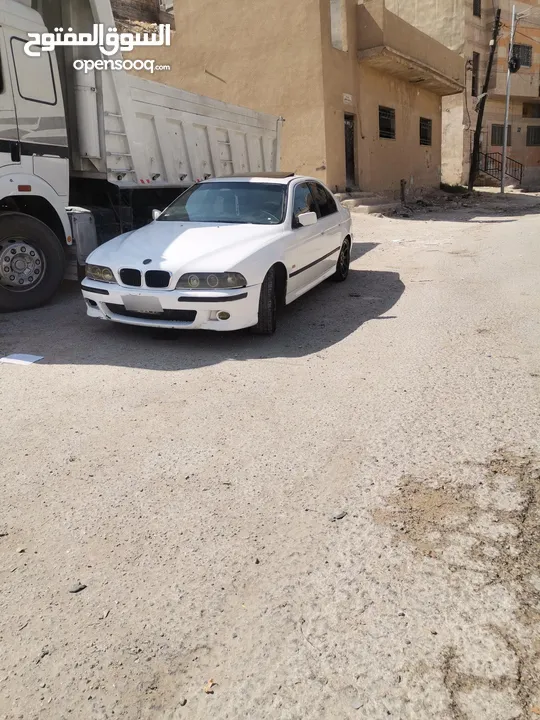 BMW 520A.I للبيع او البدل