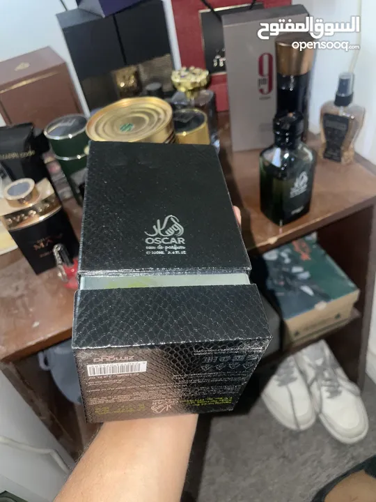 عطر Oscar zimaya اصلي للبيع مع بكيته
