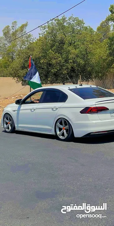 جنط للبدل فقط على 18 أو 17 من باب التغير فقط