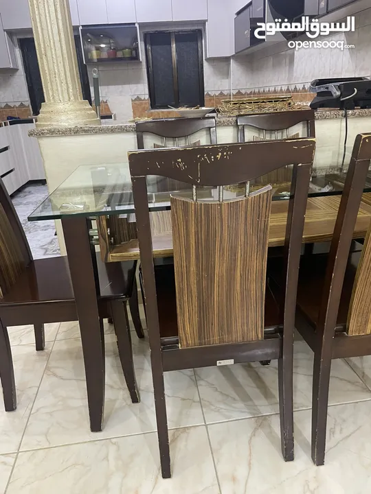 طاوله سفره للبيع بحاله الوكاله ما بستخدمها ابدا للبيع