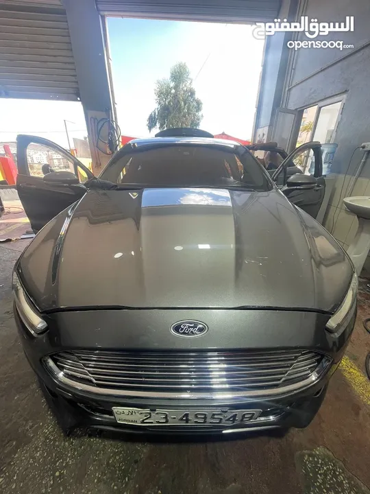 مركز غسيل ودراي كلين وبوليش سيارات للبيع