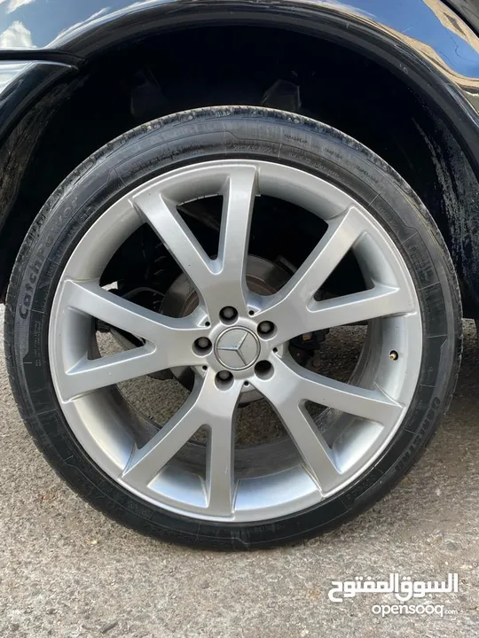 مرسيدس ML 350 موديل 2003 بحاله الوكاله مالك واحد ماشي 137 الف ميل