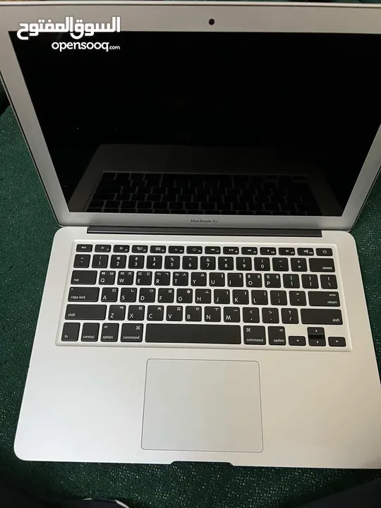 Macbook Air 2017مستعمل بحاله ممتازه ونظيف جدا عليه نظامين الماك و الويندوز