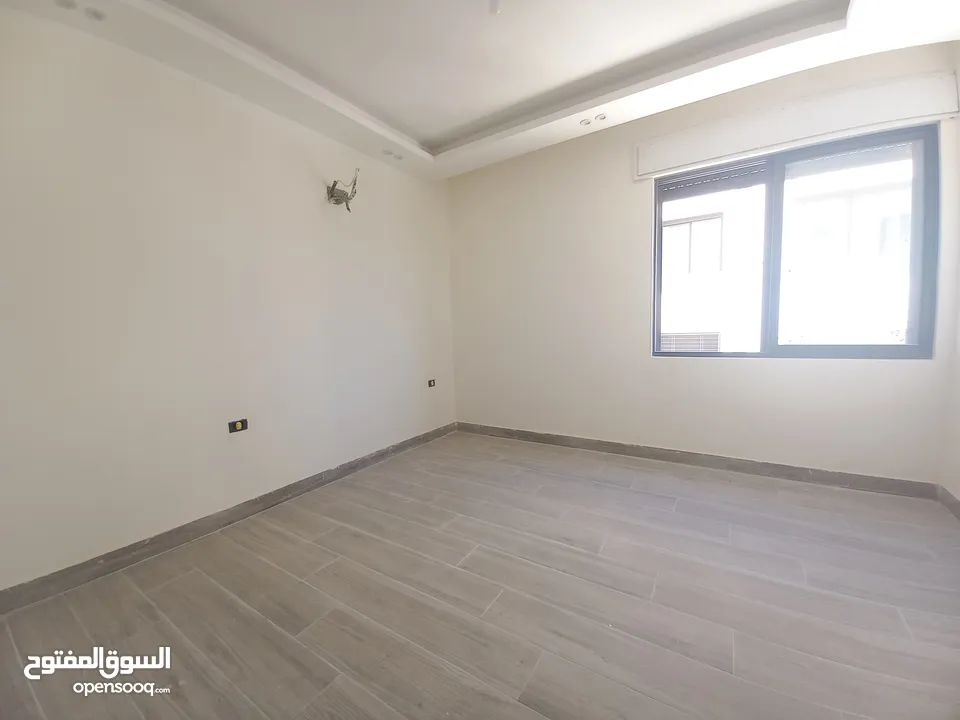 Apartment For Sale In Um Al Summaq ( Property 42772 )-174782811