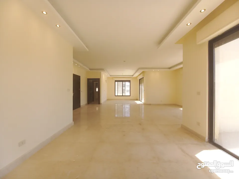 Unfurnished Apartment with Roof For Rent In Abdoun  ( Property 34122 )-174813184