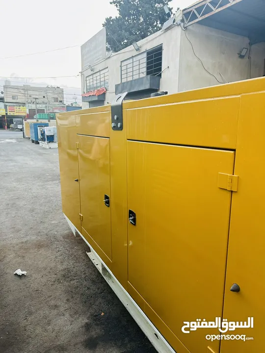 مولد كهرباء بيركنز 165 KVA برطاني اصلي