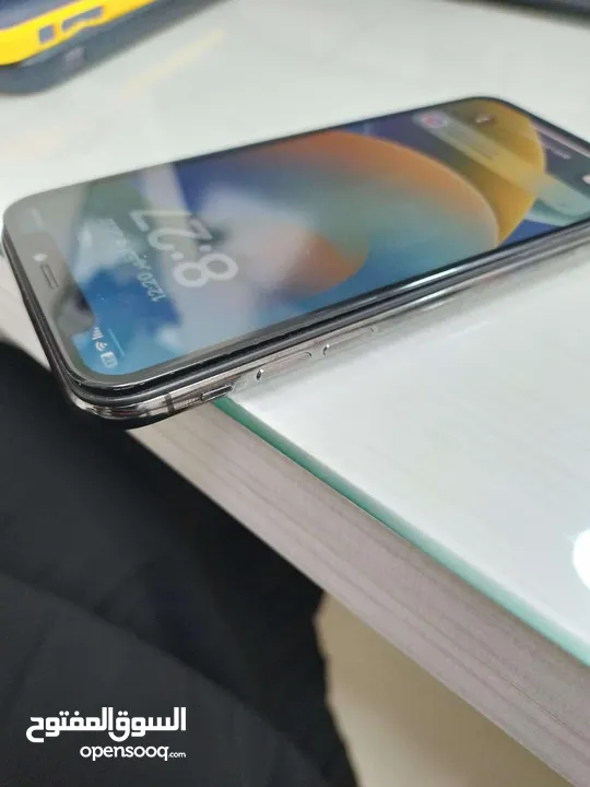 iPhone X للبيع بحالة ممتاز