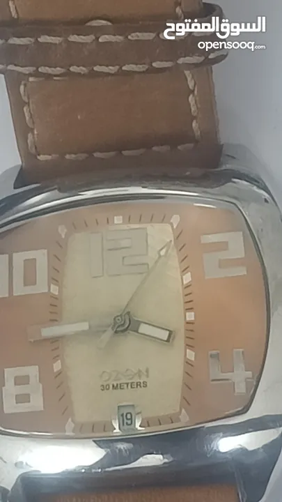 ساعه ozon  عقارب مع التاريخ اصلي