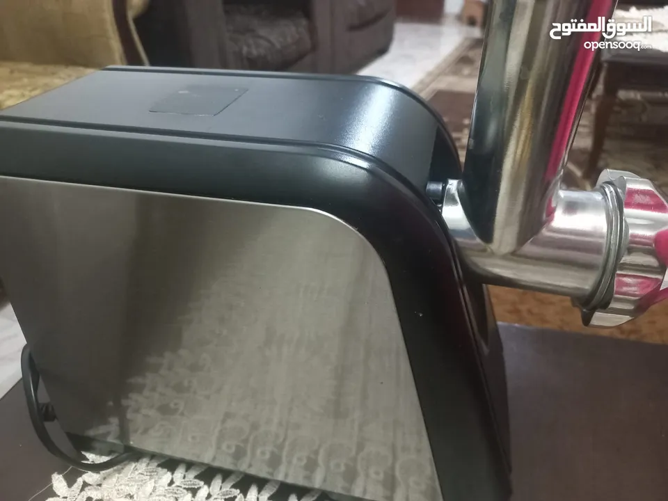 فرامة لحمة مستعمل شبه جديد   اشي فخم اقسم بالله