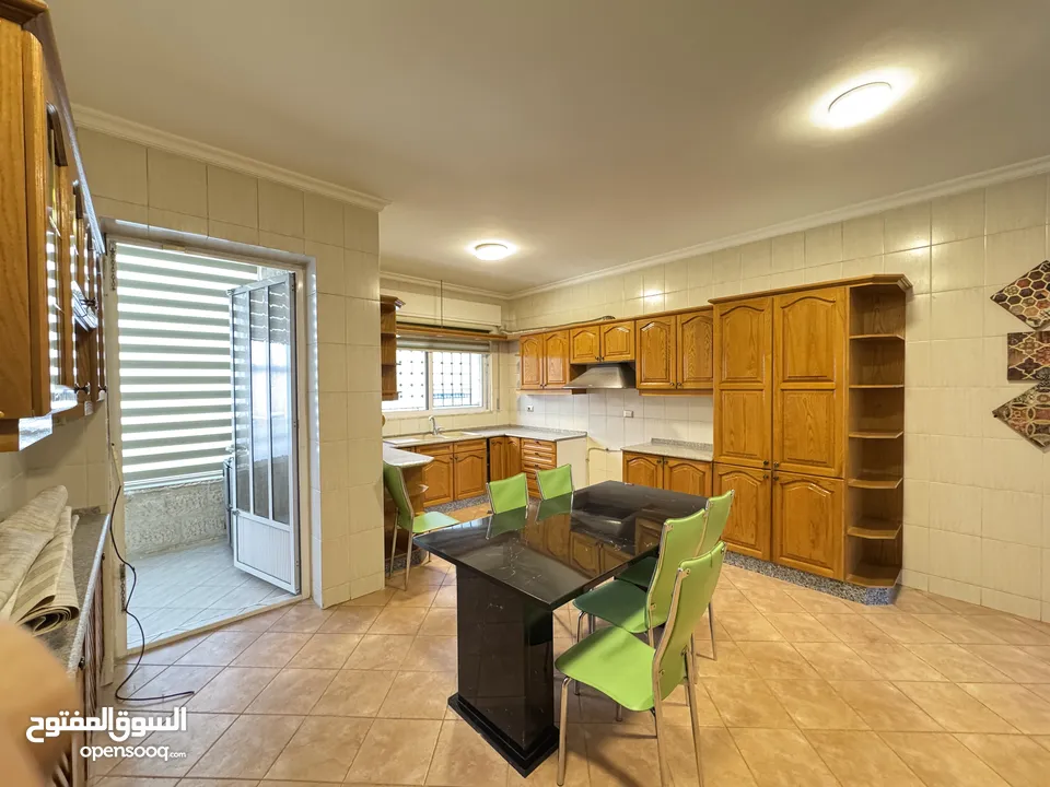 Not Furnished Apartment to Rent 250sqm ( Property 40398 )-174787477