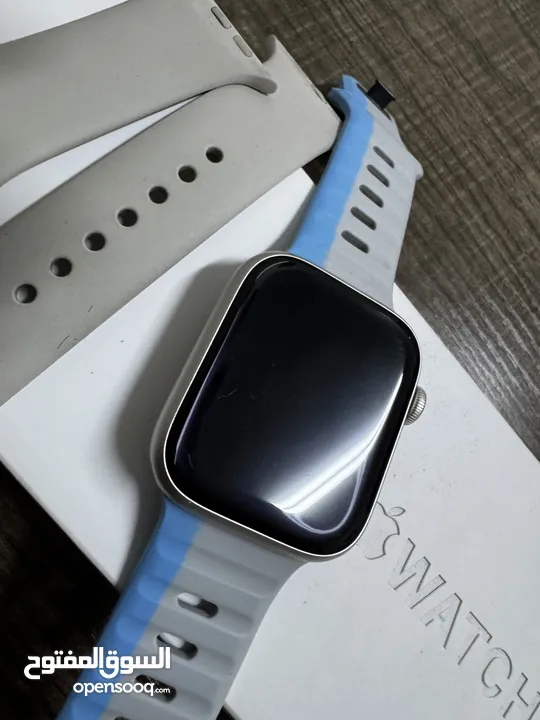 Apple Watch Series 8 45mm - Battery 98%