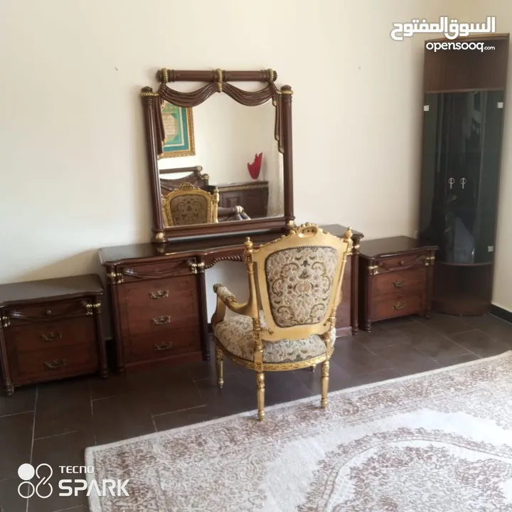 طابقين و ما يعلوه للبيع من ضمن عمارة سكنية