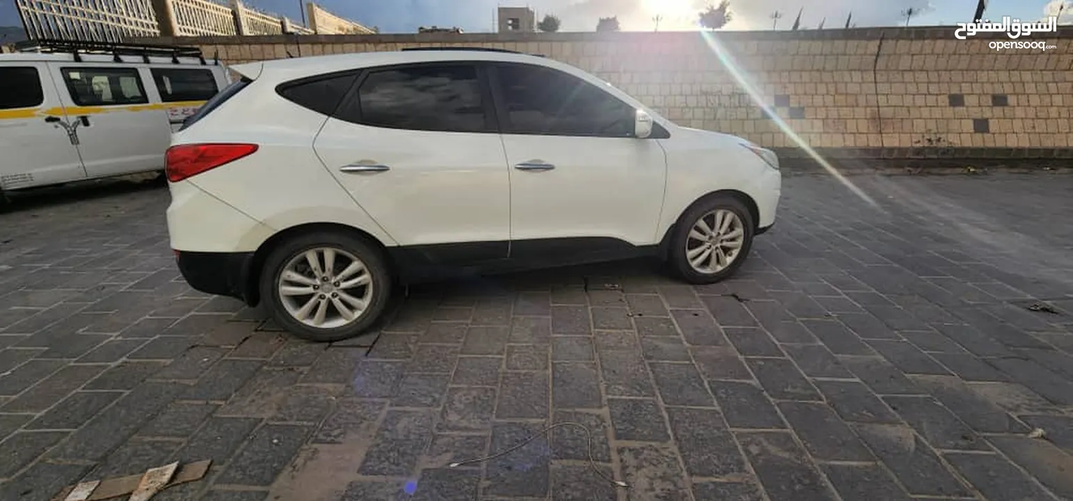 للبيع  Tucson - Hyundai - توسان 2014