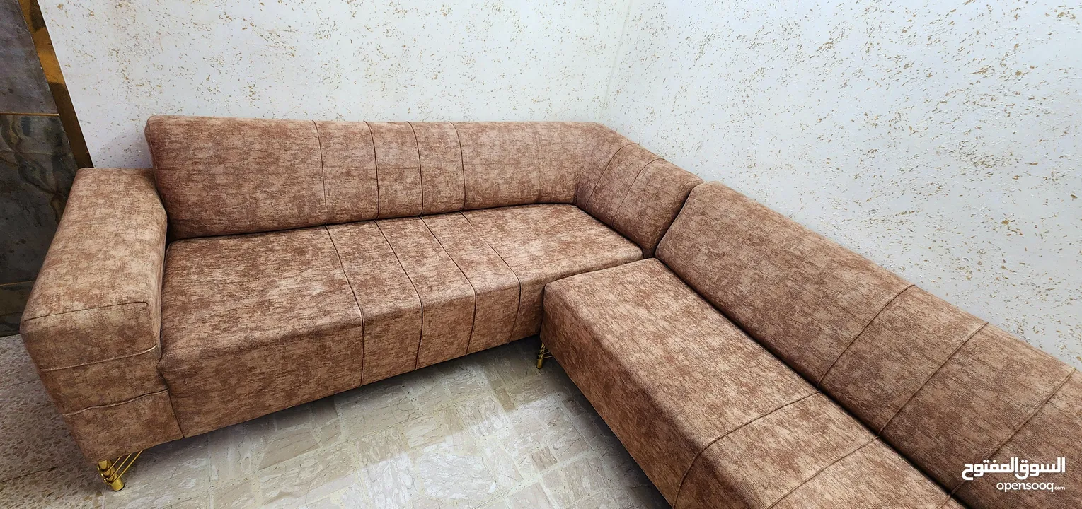 زاوية كنب صالون بحالة جيده