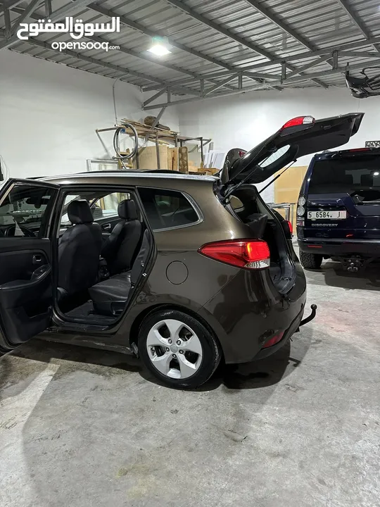 كيا كارينز 2016