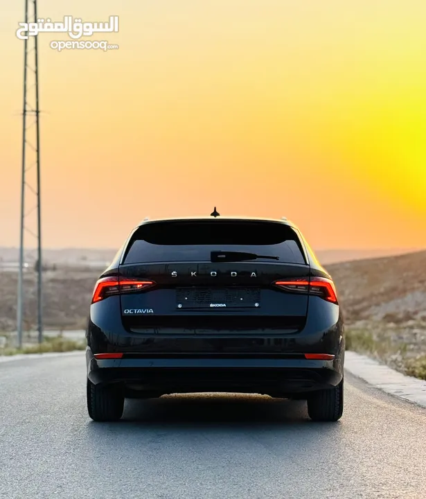 اوكتافيا 2021/20 بالنايلون منمرة من اربع شهور حررق سعرر 95.000 شيكل كاش و نهاائي