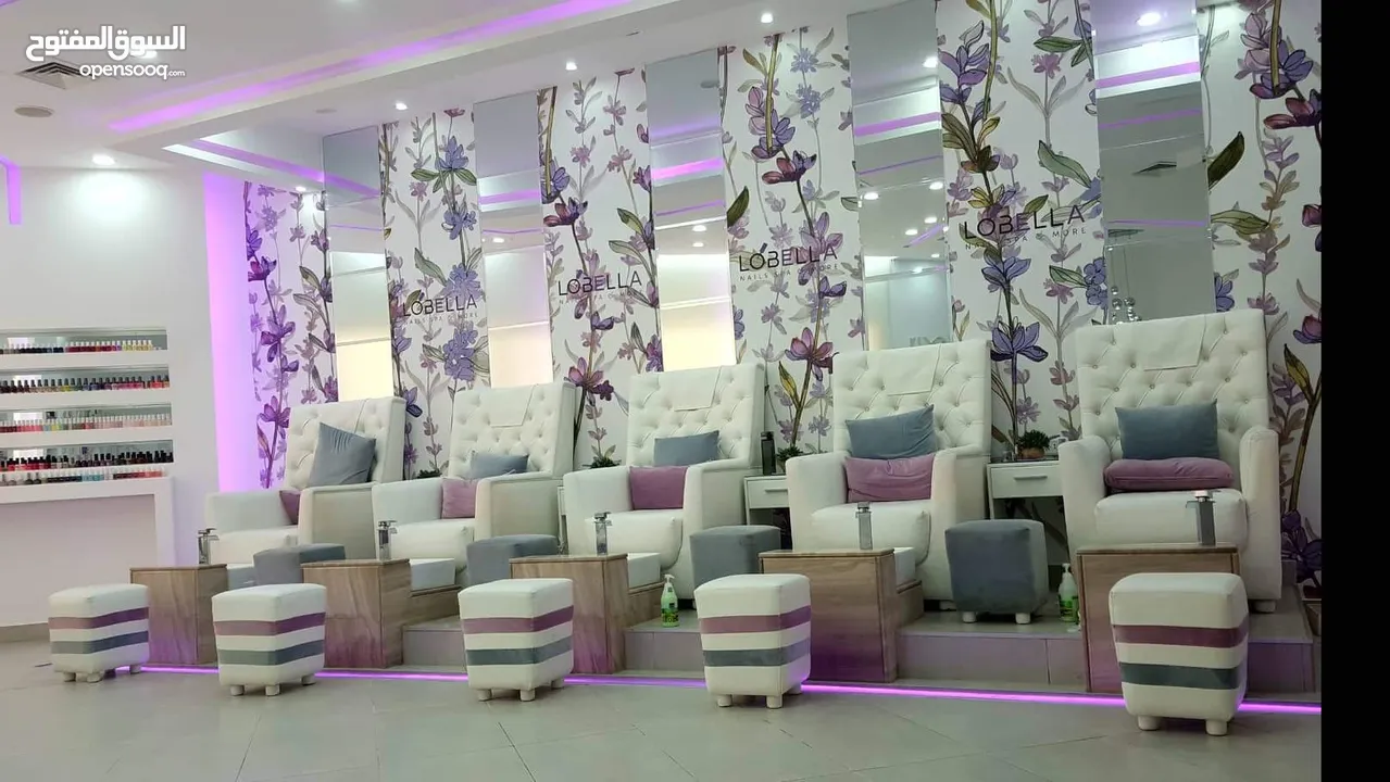 .صالون للعناية بالاظافر و سبا    .                          .Nails Spa &More .