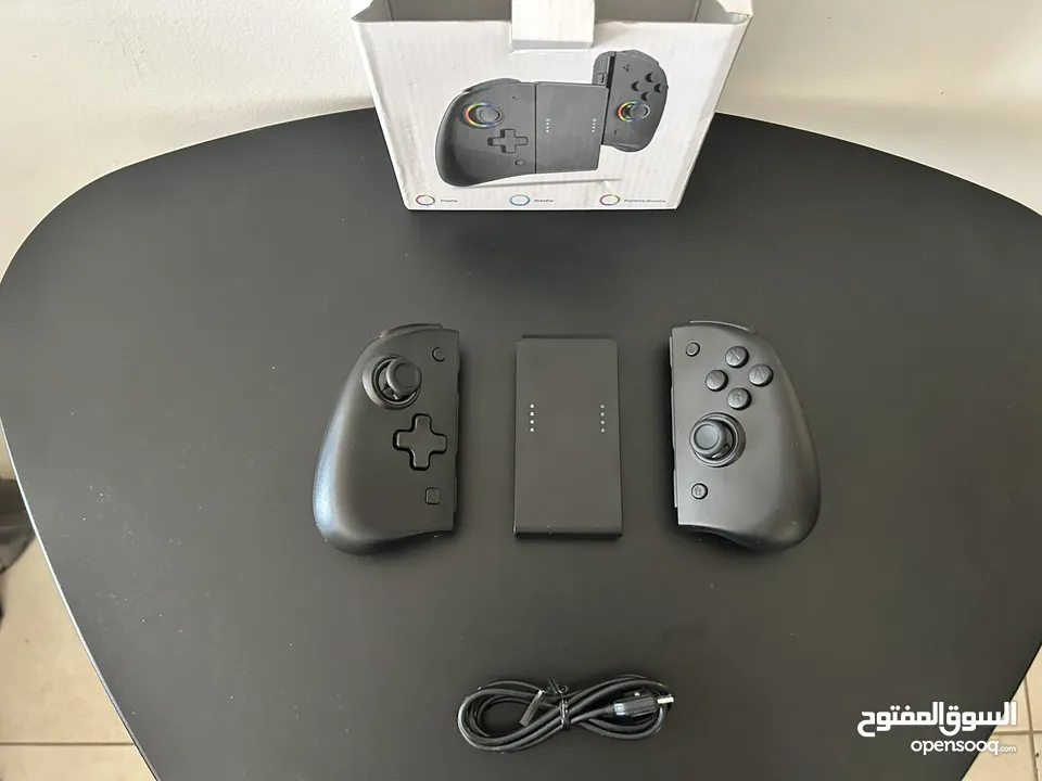 Nintendo Switch OLED with 2 nintendo PRO controllers