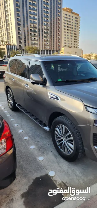 QX80 Base / Limited / Signature Edition 2017