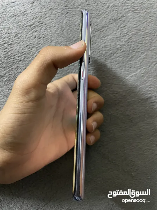 هواوي P30 Pro مستعمل بحالة الجديد الجهاز ولا خدش 128GB  للتواصل