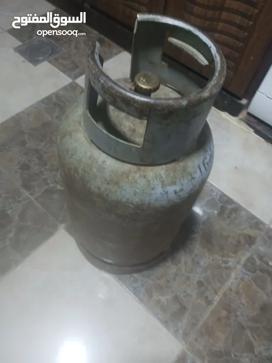 جرة غاز فارغة