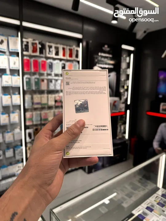 16 e -128  ايفون 16