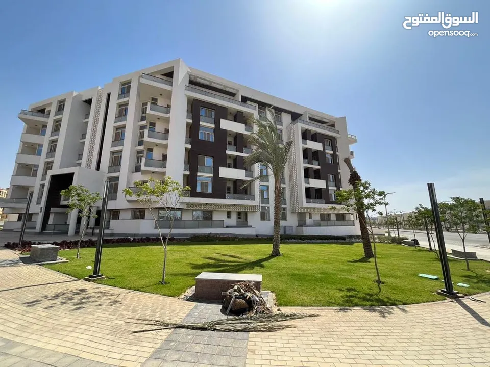 اميز شقة للايجار في العاصمة الادارية فيو مفتوح بحري