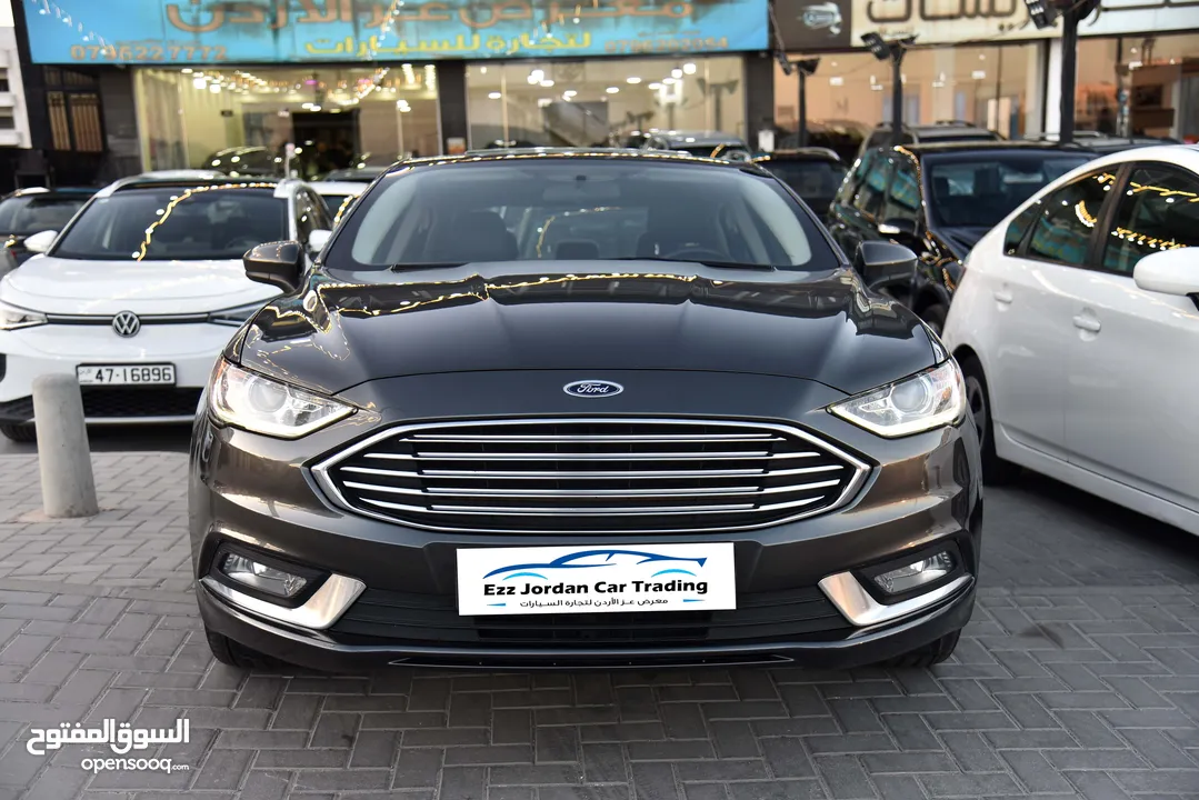 فورد فيوجن هايبرد بحالة ممتازة Ford Fusion Hybrid SE 2017