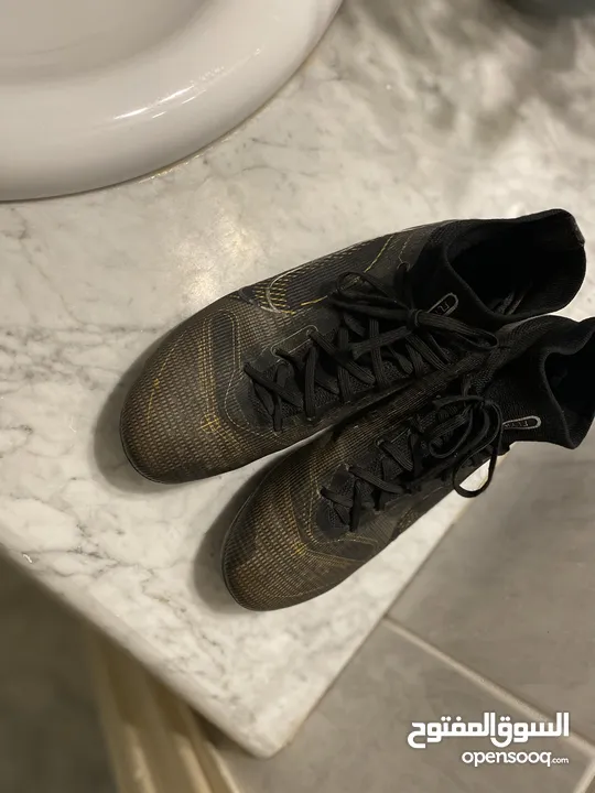Nike phantom black and gold 2023 original used (good condition)
