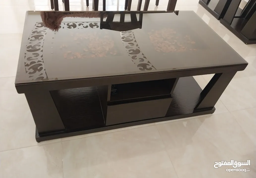 طقم طاولات