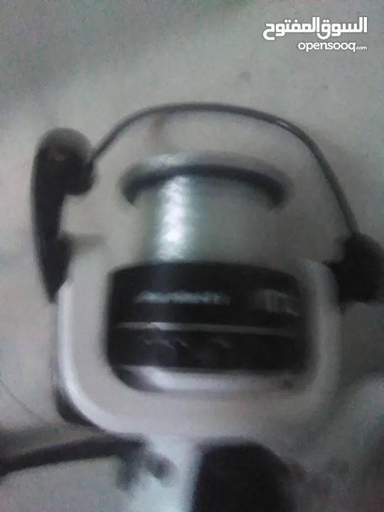 للبيع مكينة سنارة شبة جديدة SURFISH وسناراة