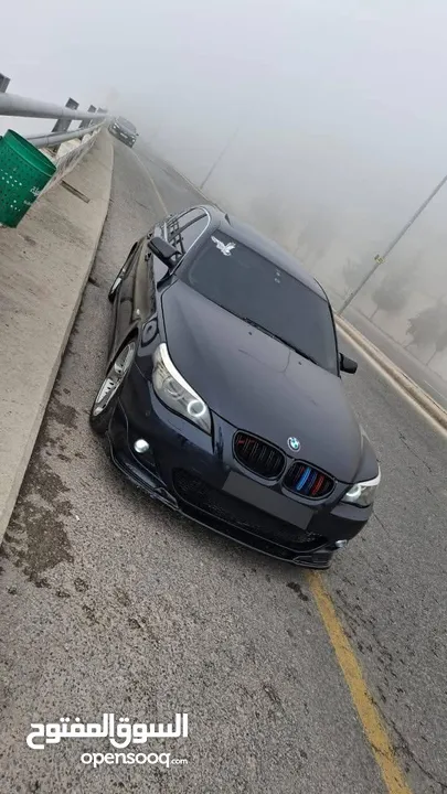 bmw e60 520i لبيع