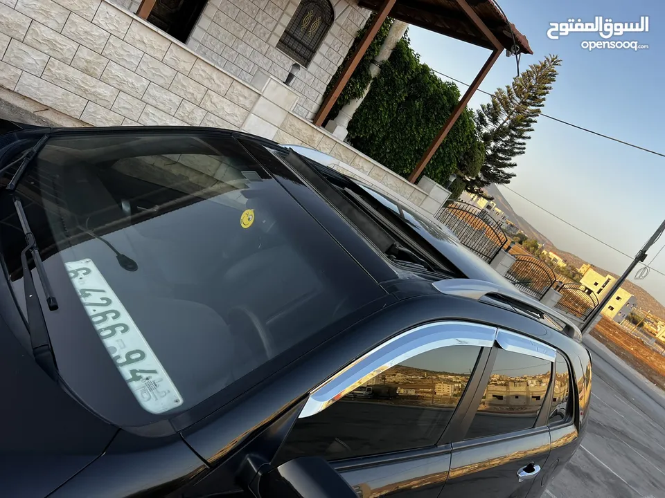كيا سورنتو 4×4 بوضع الشركه