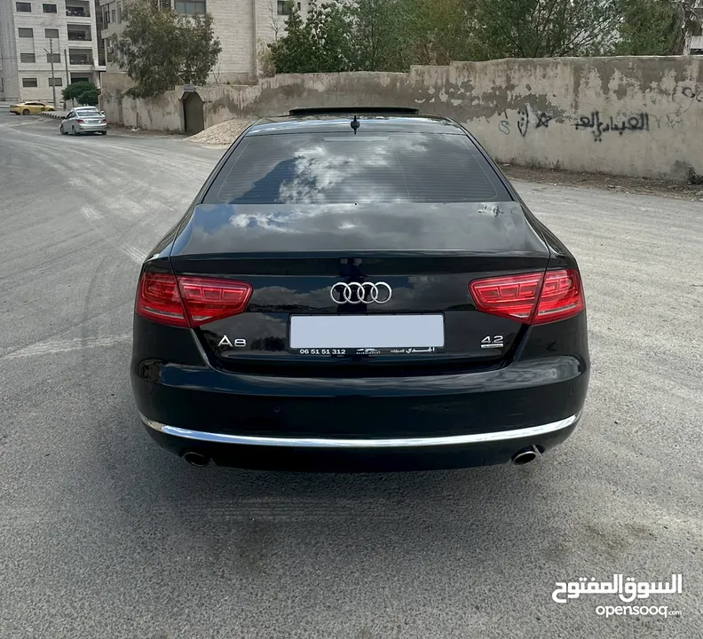 AUDI A8 4200CC  وارد وصيانة الوكالة