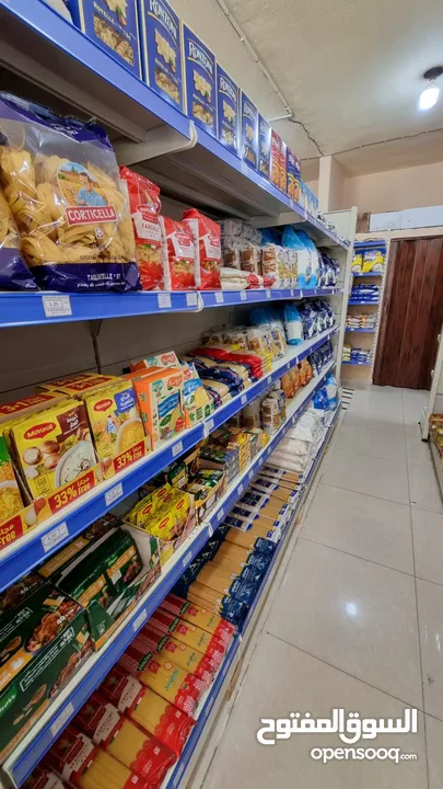 محل سوبر ماركت و عروض للبيع (خلو) في طبربور بابين مساحة 120متر 70 متر داخلي و 50 متر ساحة خارجية