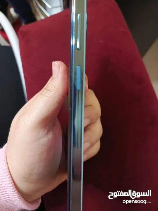 انفينكس نوت 40 برو الجهاز ولا خدش ما معه اغراض سعره 115 وانفنكس نوت 30 ولا خدش ما معه اغراض نهايته 7