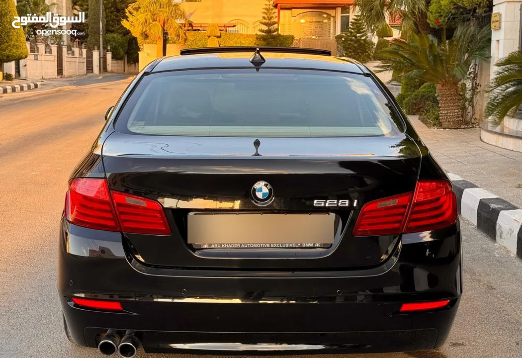 للبيع او البدل ع اقل سعر.  BMW 528i فحص كامل موديل 2014