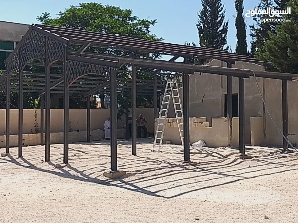 هنجر مطعم او كافيه او منزل)  Structural steel  للبيع .جديد ، لم يستعمل .. H ,90 kilograms ل  وزن كل