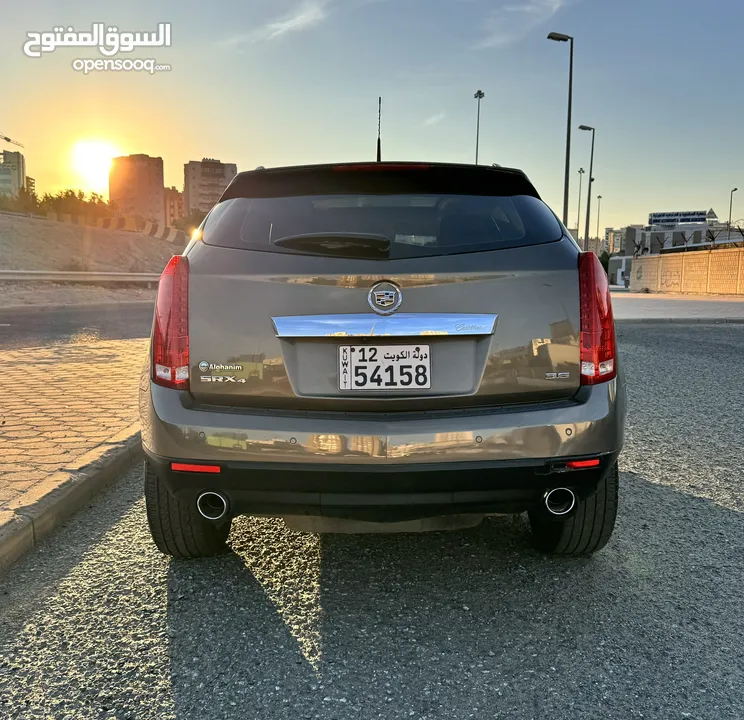 كاديلاك SRX 2014 عداد 100 كم الفل