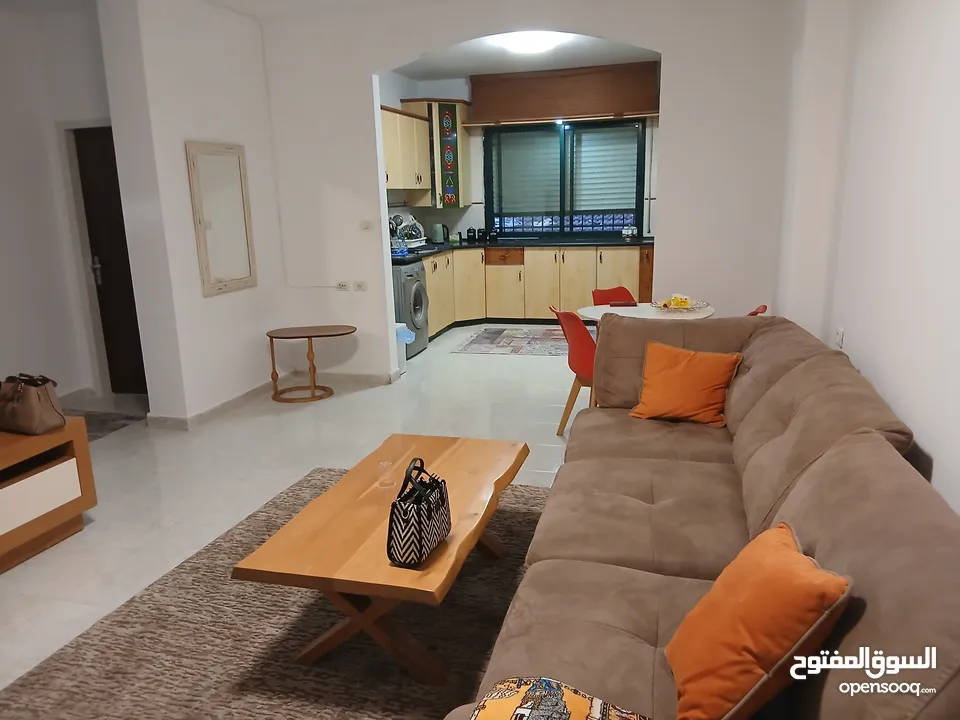 شقة مفروشة للإيجار