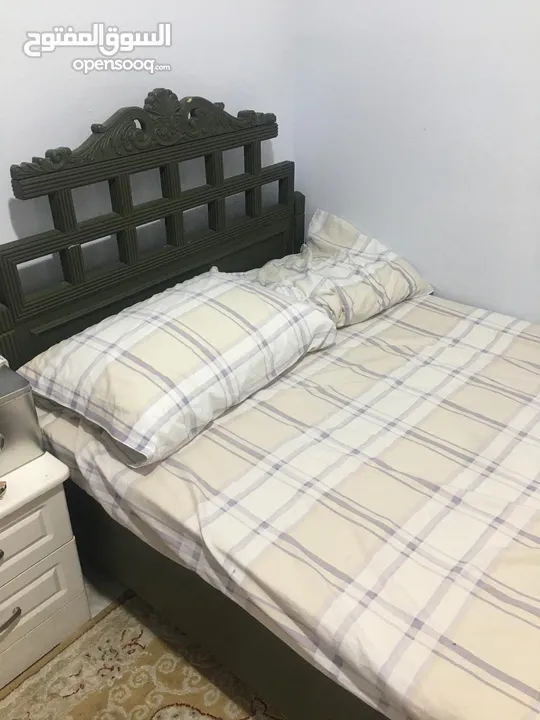 سرير + مرتبة جديدة للبيع