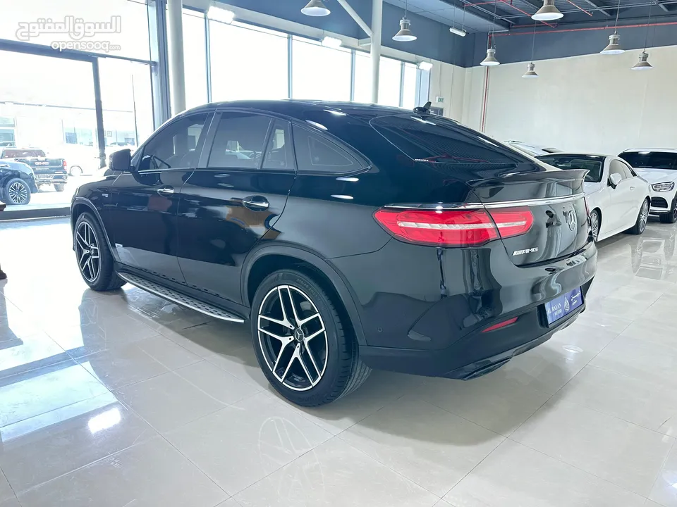 مرسيدس GLE43 4MATIC AMG اسود / زعفراني خليجي