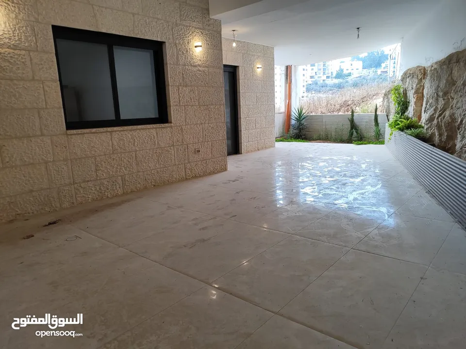 شقة فخمة للبيع-الطيرة-امتداد شارع المطل