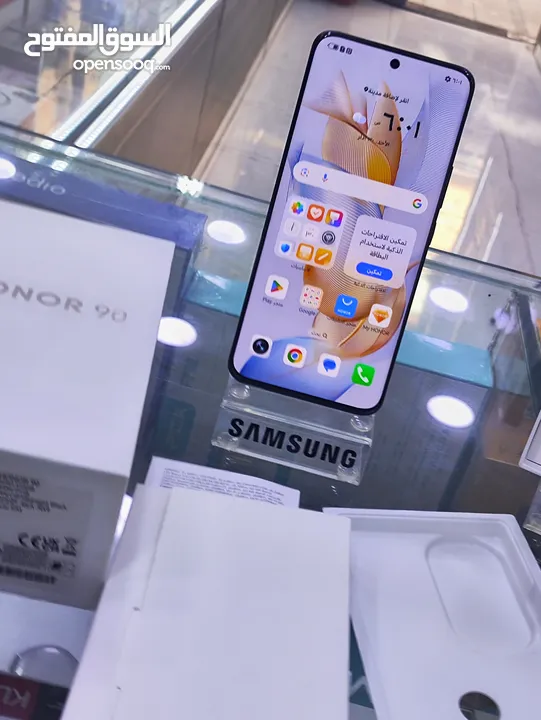 مستعمل ايام Honer 90 5G رام 24 جيجا 512 أغراضة والكرتونه الأصلية مكفول متوفر توصيل