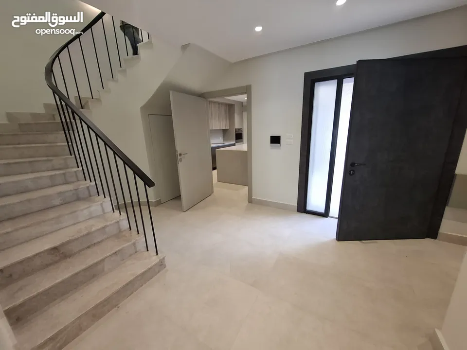 فيلا شبة مفروشة للإيجار ( Property 42250 )-175029420