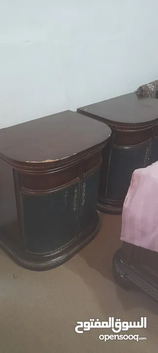 غرفه نوم مستعمله بحاله جيده تخت وبيرو وملحق وروسيتين وخزانه بدها شويه تزبيط الجوارير فقط