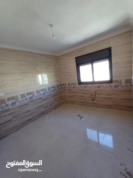 شقة فاخرة للبيع التاسعة ط3هندسي رواف 161اطلالة بحرية دائما